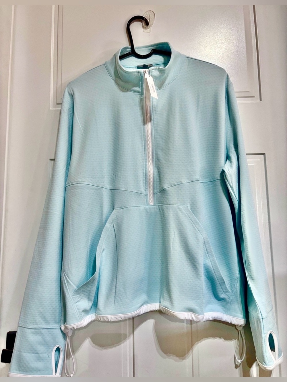 Talbots Pullover half zip sweatshirt,pouch pocket,bungee waist, thumb holes